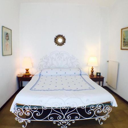 Riviera Mare Appartement Varazze Buitenkant foto