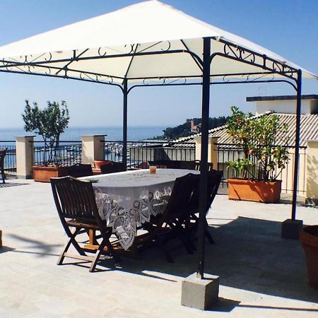 Riviera Mare Appartement Varazze Buitenkant foto